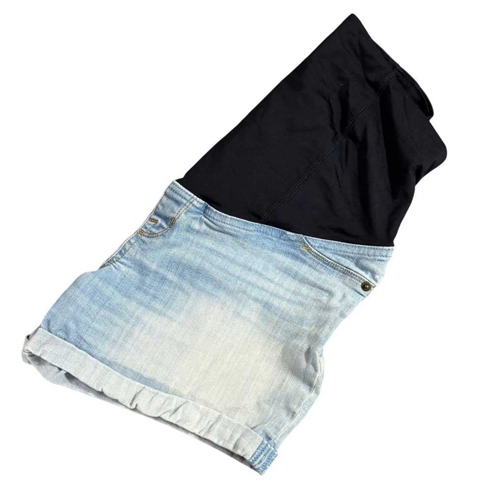 ISABEL MATERNITY BY INGRID & ISABEL Womens 4 27 Light Wash Denim Cuffed Shorts